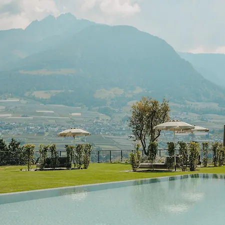 Lisetta 4* Tirolo